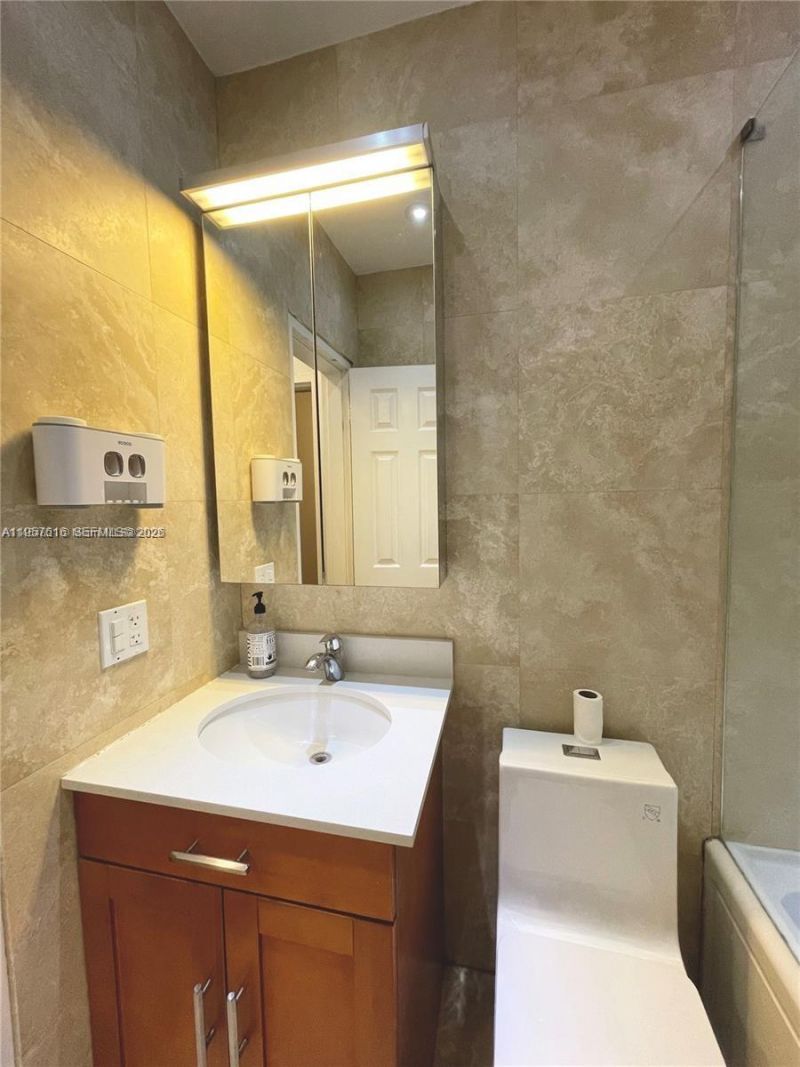 7312 Gary Ave, Unit 7312, Miami Beach, FL 33141 Photo