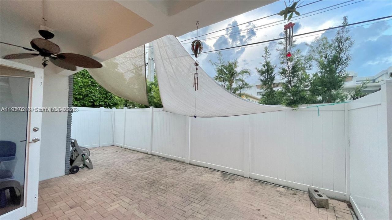 7312 Gary Ave, Unit 7312, Miami Beach, FL 33141 Photo