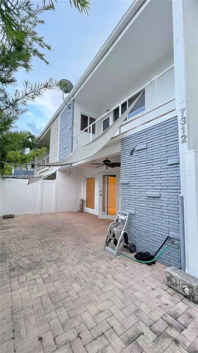 7312 Gary Ave, Unit 7312, Miami Beach, FL 33141 Photo