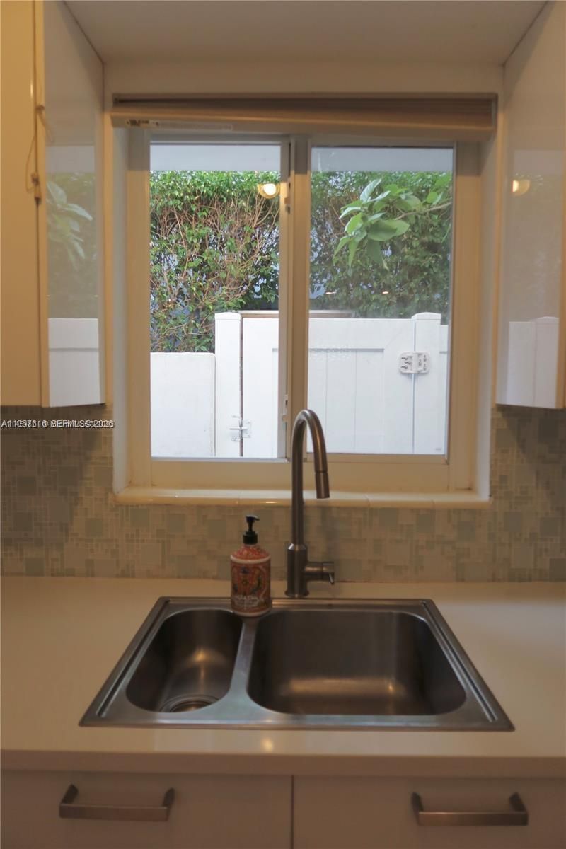7312 Gary Ave, Unit 7312, Miami Beach, FL 33141 Photo
