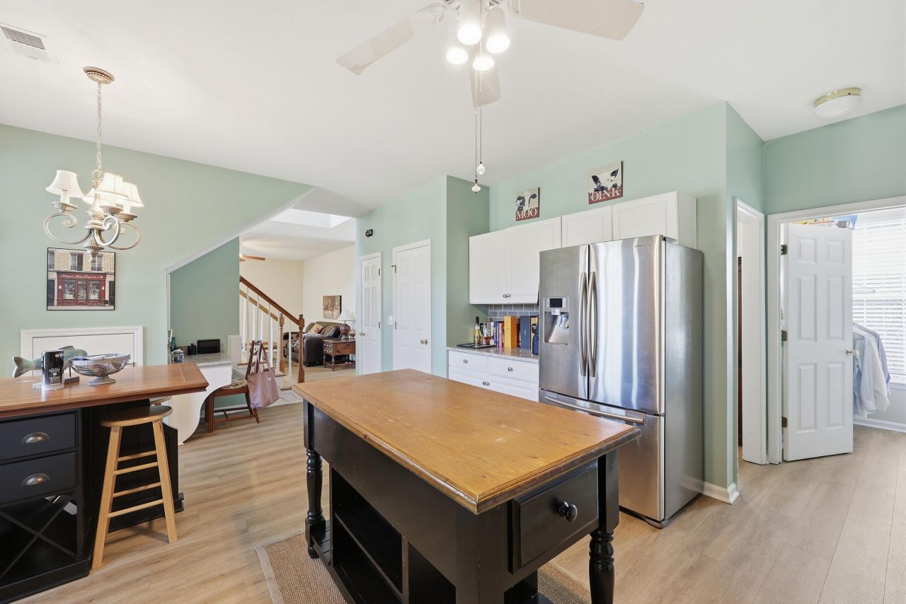 3307 Heathland Way Photo 12