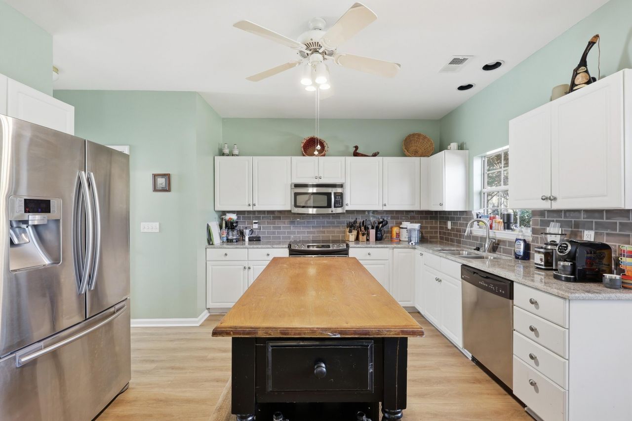 3307 Heathland Way Photo 13