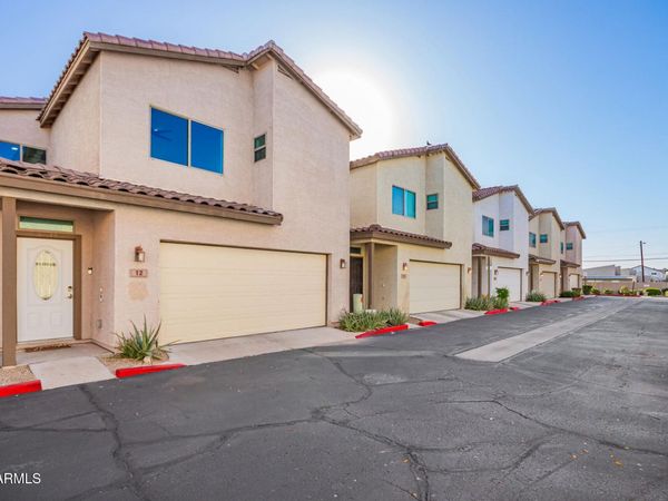 3034 N 39TH Street, Unit 12, Phoenix, AZ 85018