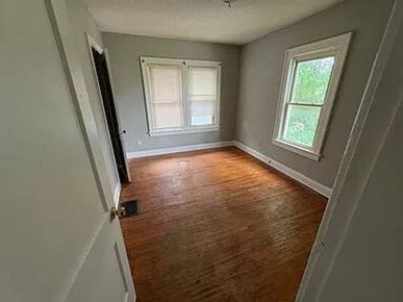 1673 Cleveland Avenue, Columbus, OH 43211 Photo 6