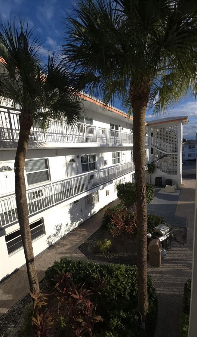 120 NE 20th Ave , Unit 27, Deerfield Beach, FL 33441 Photo