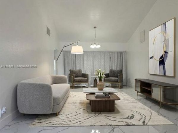 7085 W Sunrise Blvd, Unit 7085, Plantation, FL 33313