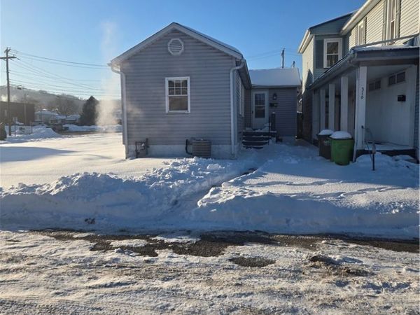 318 Bank Street, Dennison, OH 44621