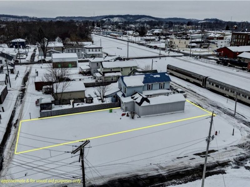 318 Bank Street, Dennison, OH 44621 Photo 6