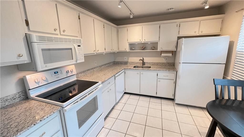 801 Teryl Rd, Unit 4, Naples, FL 34112 Photo