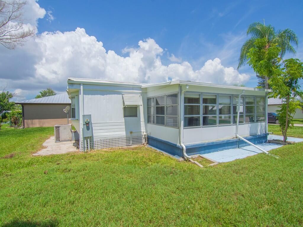 14 Golf Drive, Port Saint Lucie, FL 34952 Photo