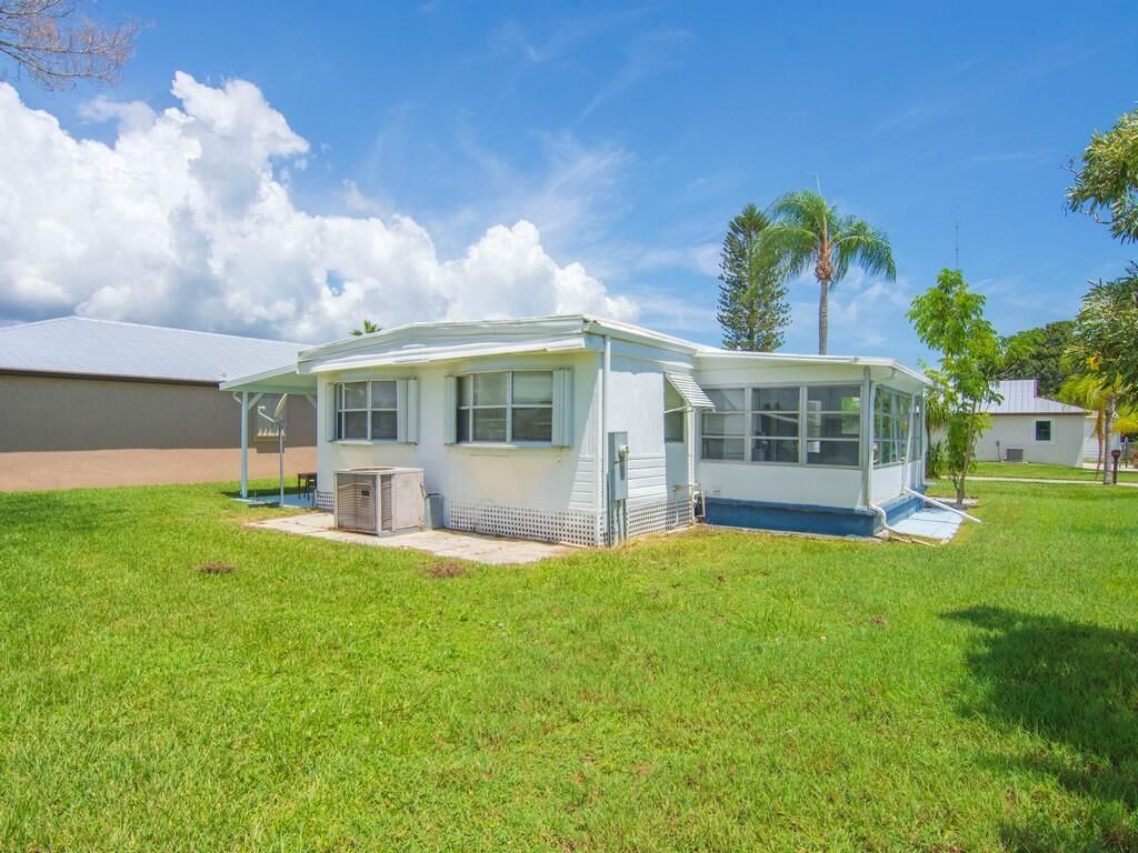 14 Golf Drive, Port Saint Lucie, FL 34952 Photo