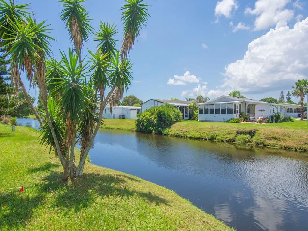 14 Golf Drive, Port Saint Lucie, FL 34952 Photo