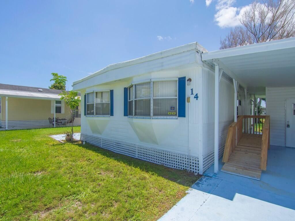 14 Golf Drive, Port Saint Lucie, FL 34952 Photo