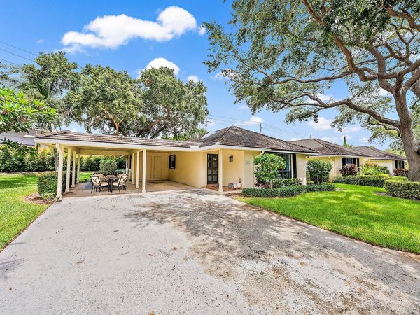 11325 Twelve Oaks Way, North Palm Beach, FL 33408