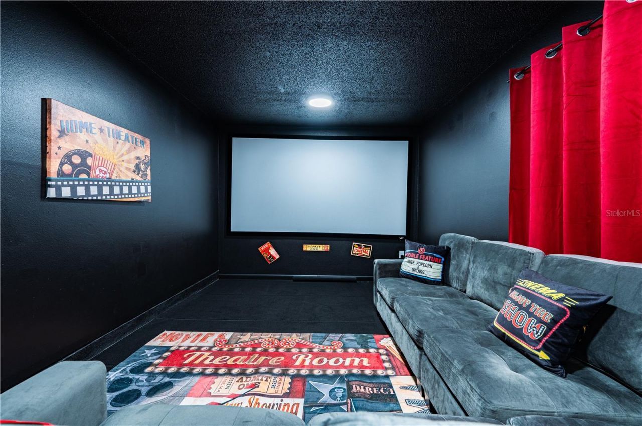 6504 39th Avenue W, Bradenton, FL 34209 Photo