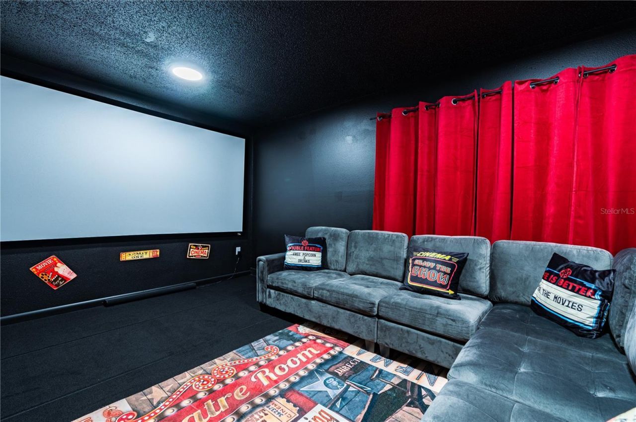 6504 39th Avenue W, Bradenton, FL 34209 Photo