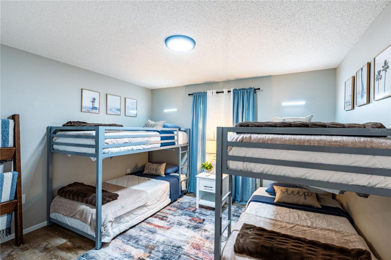 6504 39th Avenue W, Bradenton, FL 34209 Photo