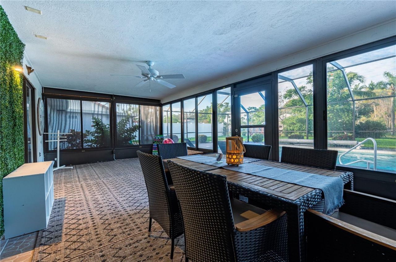 6504 39th Avenue W, Bradenton, FL 34209 Photo