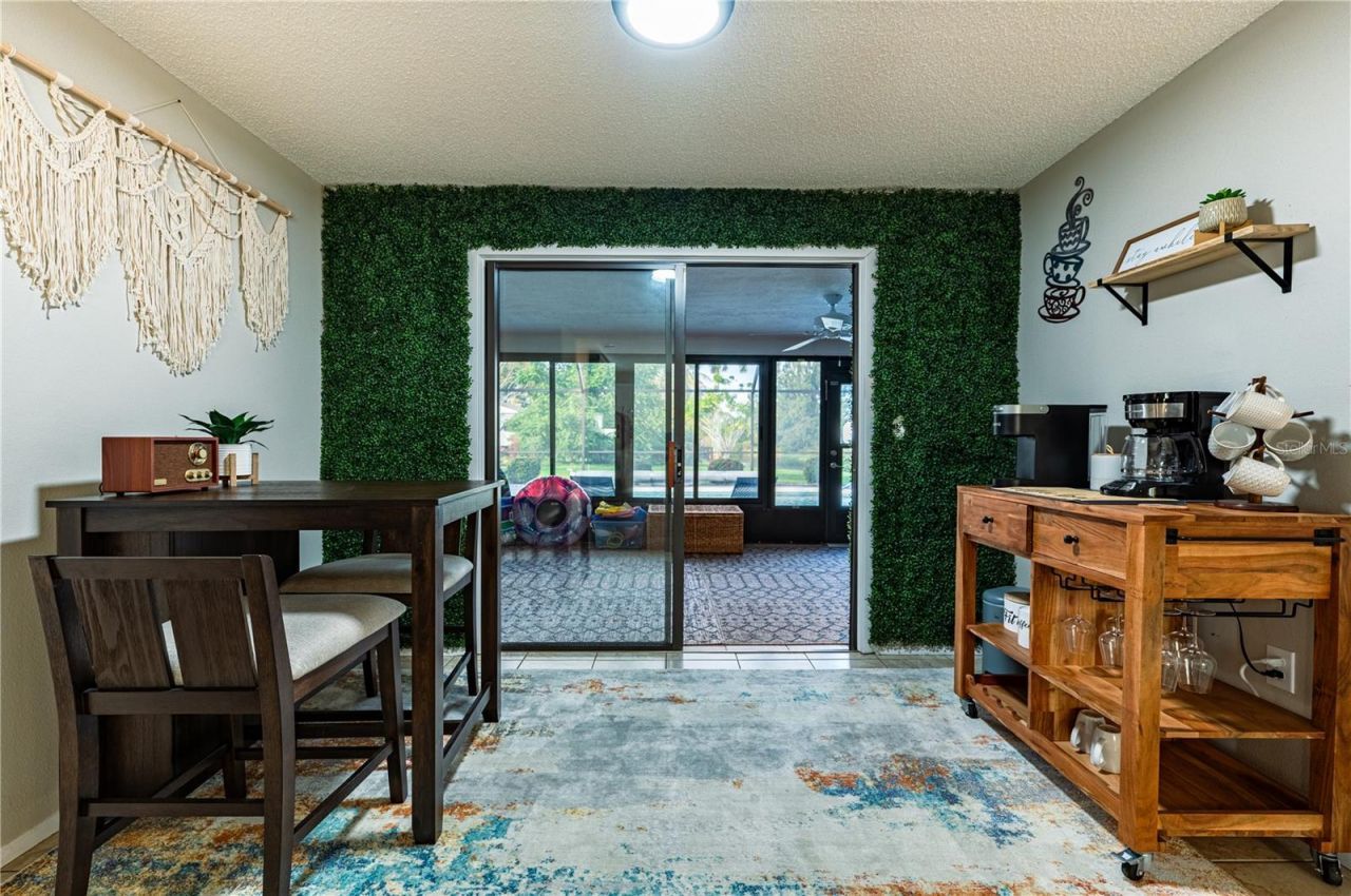 6504 39th Avenue W, Bradenton, FL 34209 Photo