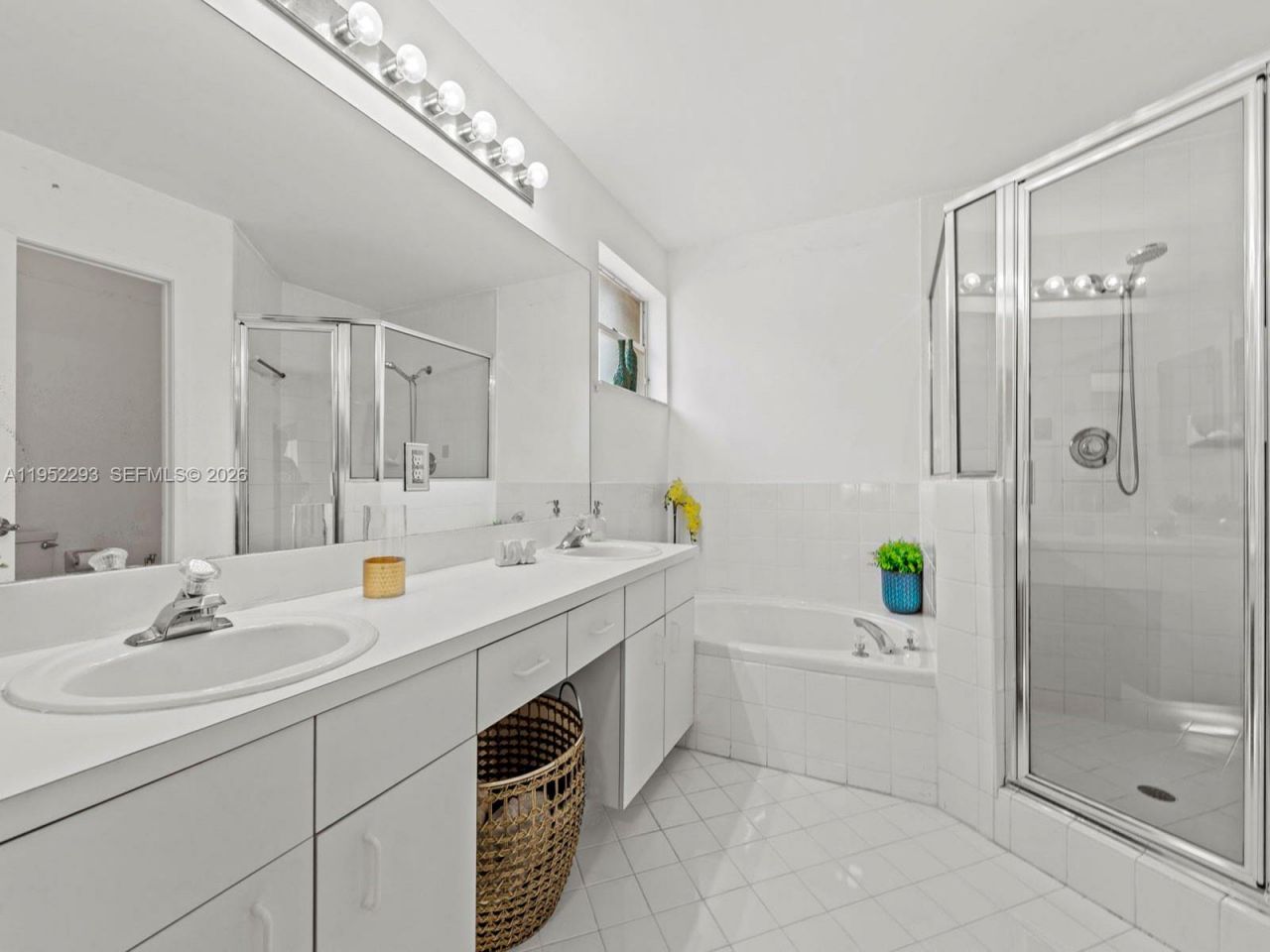 15626 SW 100th Ter , Miami, FL 33196 Photo