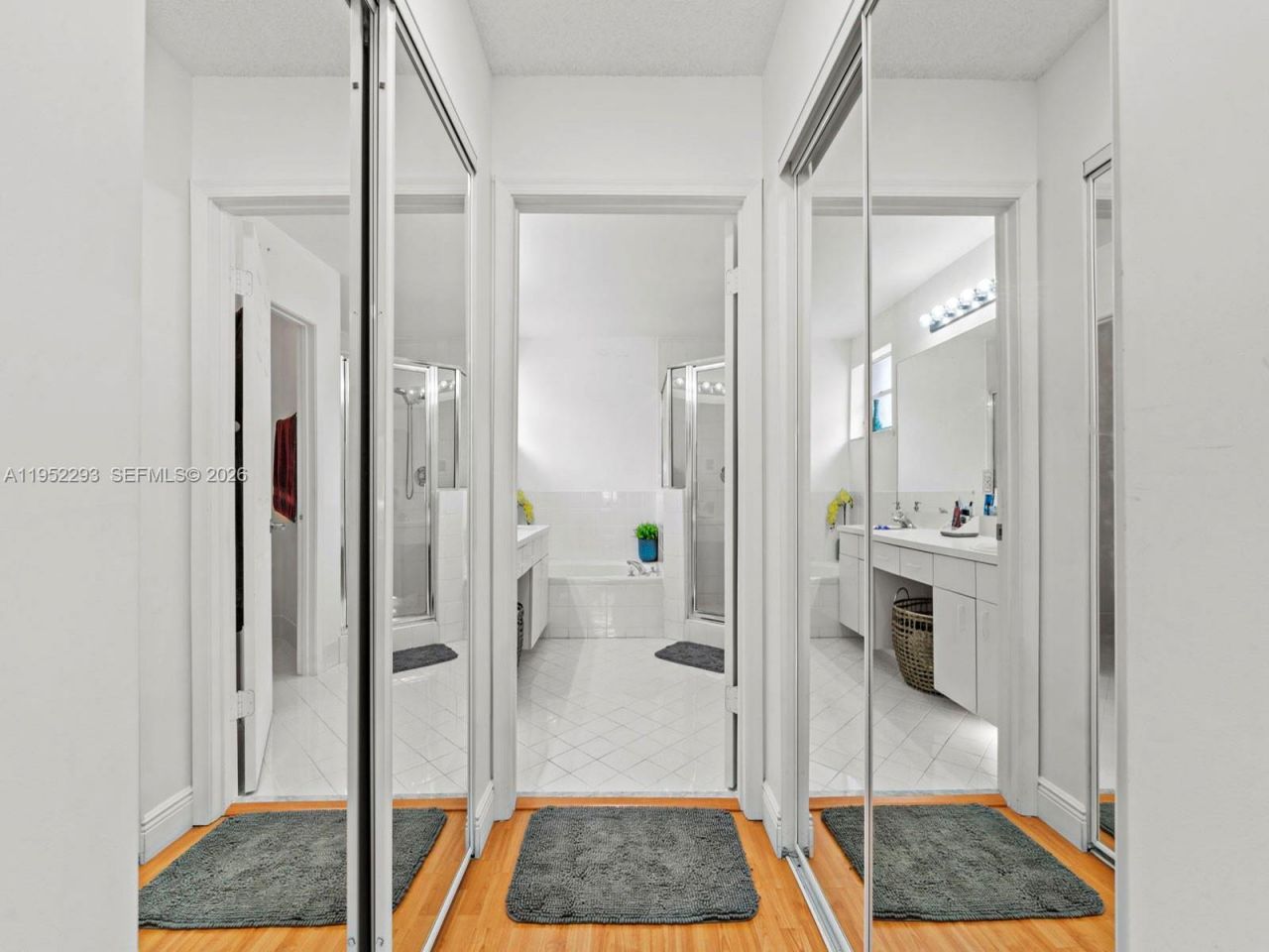 15626 SW 100th Ter, Miami, FL 33196 Photo