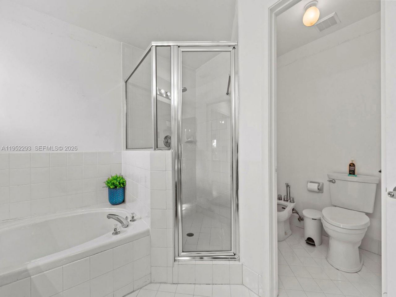 15626 SW 100th Ter, Miami, FL 33196 Photo