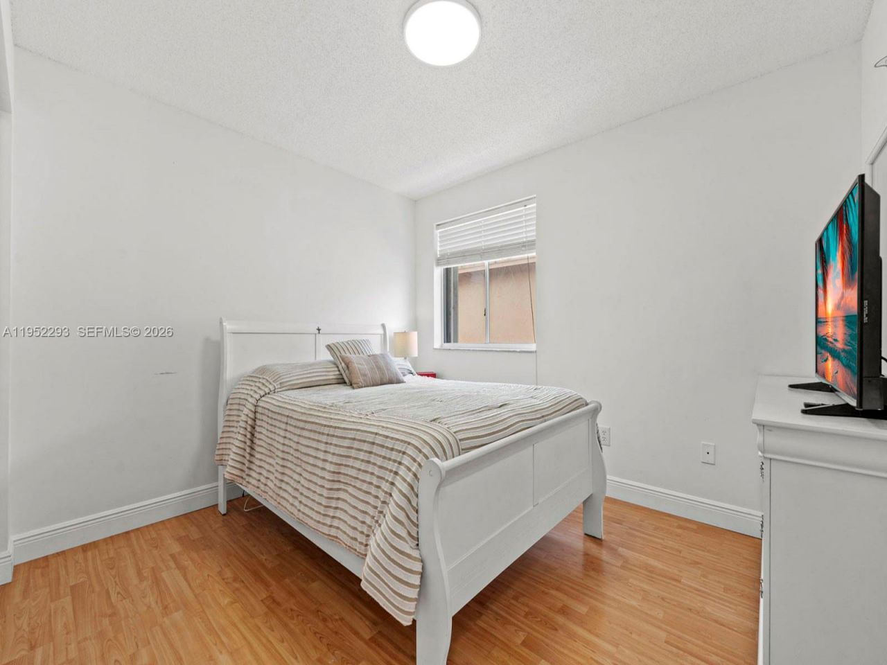 15626 SW 100th Ter, Miami, FL 33196 Photo