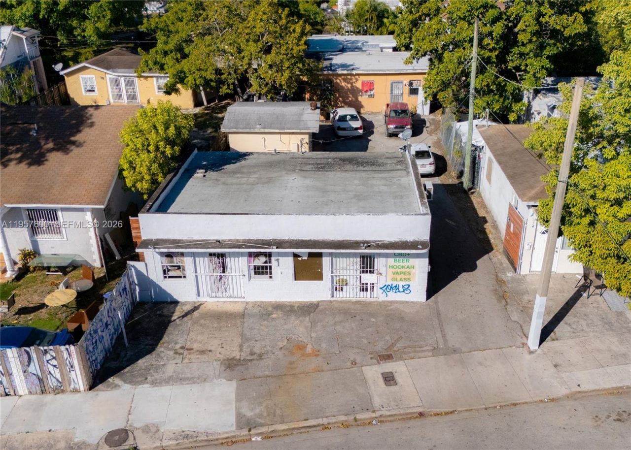 727 NW 29th St , Miami, FL 33127 Photo