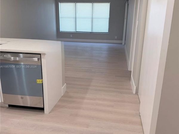 2324 S Cypress Bend Dr, Unit 117, Pompano Beach, FL 33069