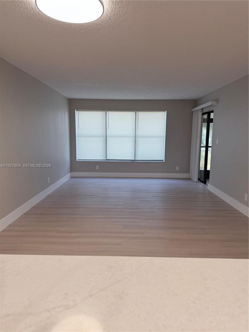 2324 S Cypress Bend Dr, Unit 117, Pompano Beach, FL 33069 Photo