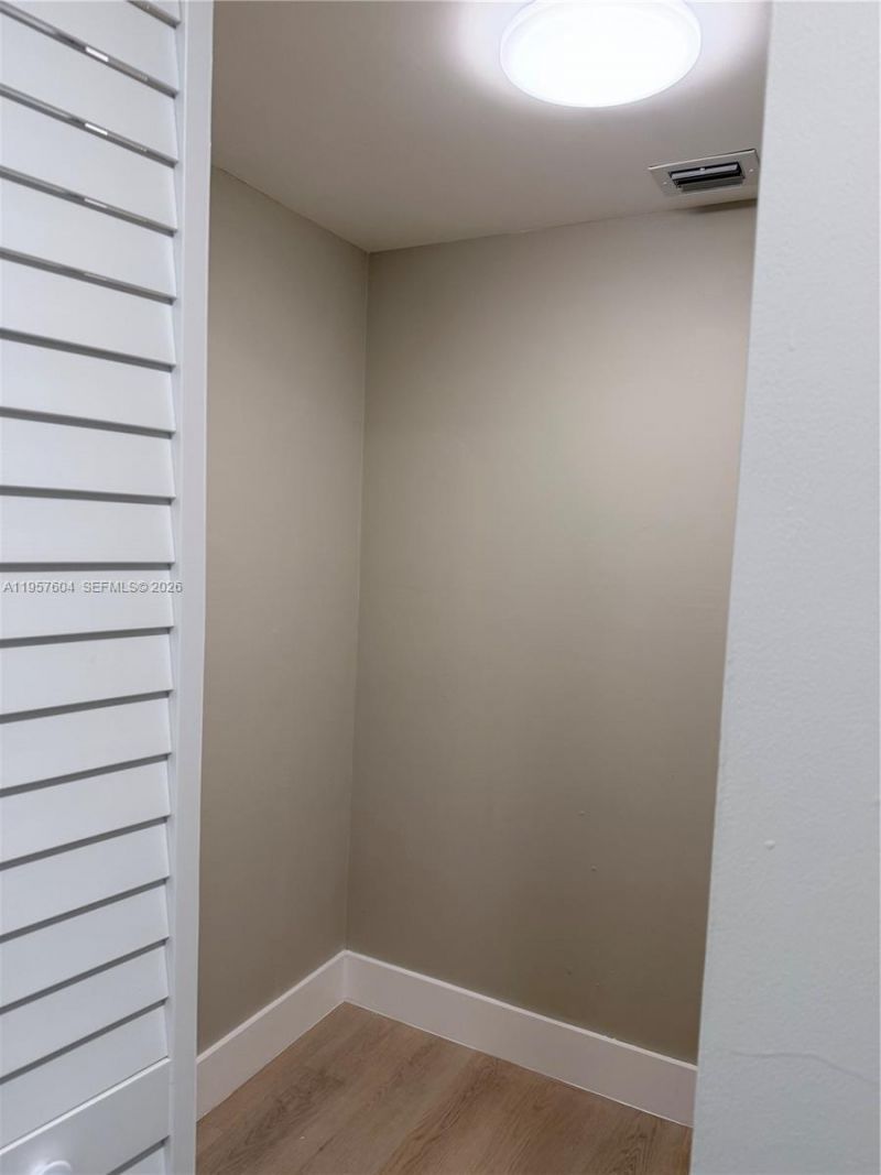 2324 S Cypress Bend Dr, Unit 117, Pompano Beach, FL 33069 Photo