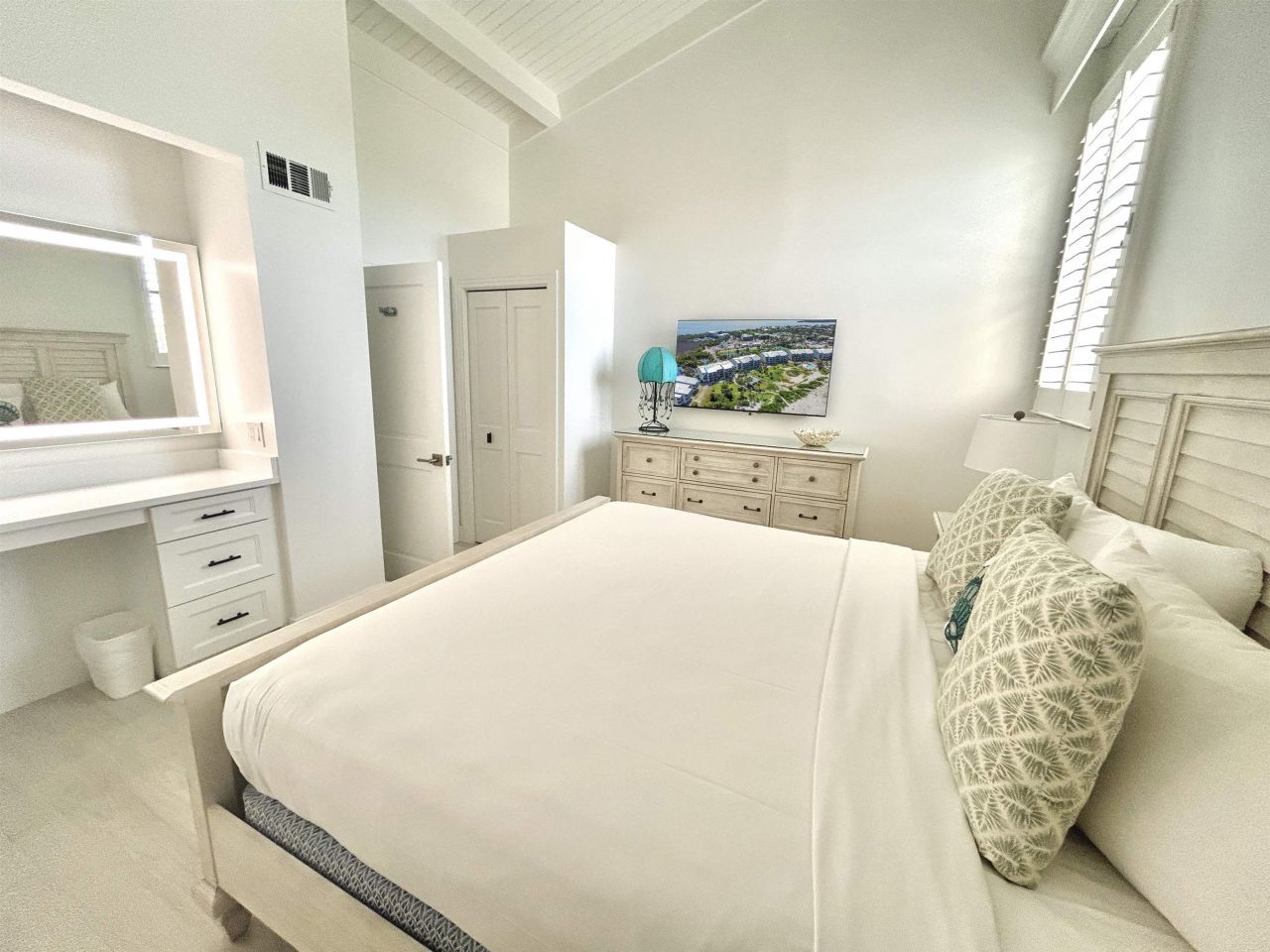 2122 Gulf Beach Villas, Unit 2122, Captiva, FL 33924 Photo