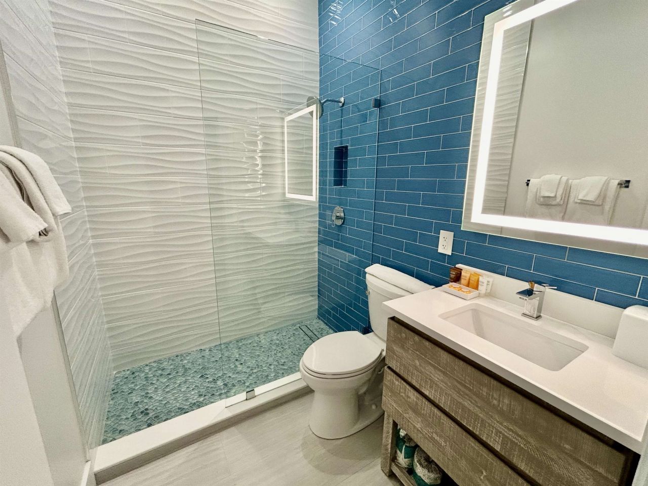 2122 Gulf Beach Villas, Unit 2122, Captiva, FL 33924 Photo