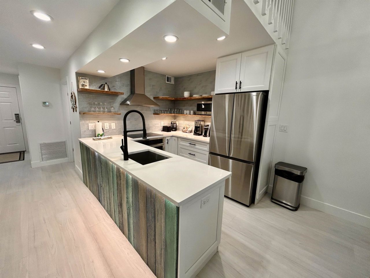 2122 Gulf Beach Villas, Unit 2122, Captiva, FL 33924 Photo