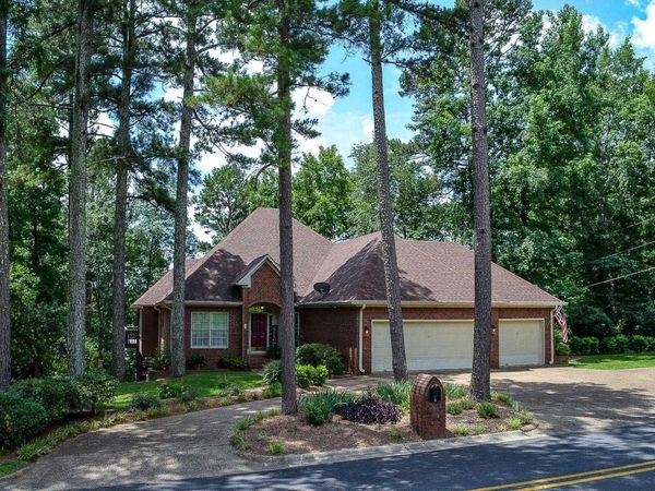 132 Parkridge Street, Hot Springs, AR 71901