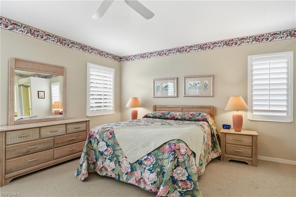 7680 Oleander Gate Dr, Unit J202, Naples, FL 34109 Photo