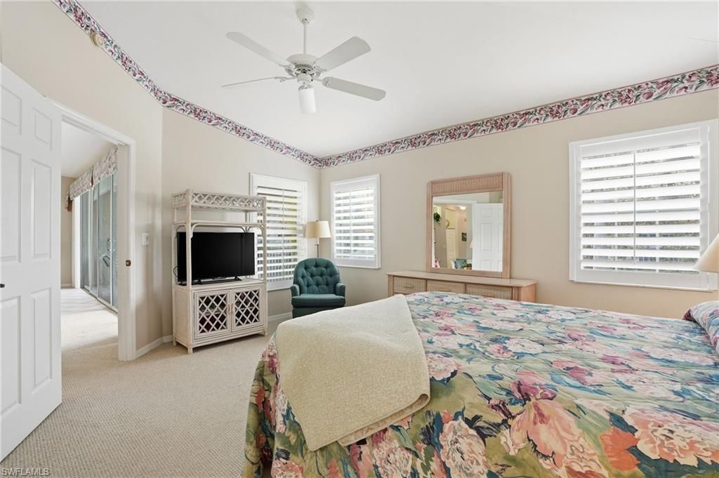 7680 Oleander Gate Dr, Unit J202, Naples, FL 34109 Photo