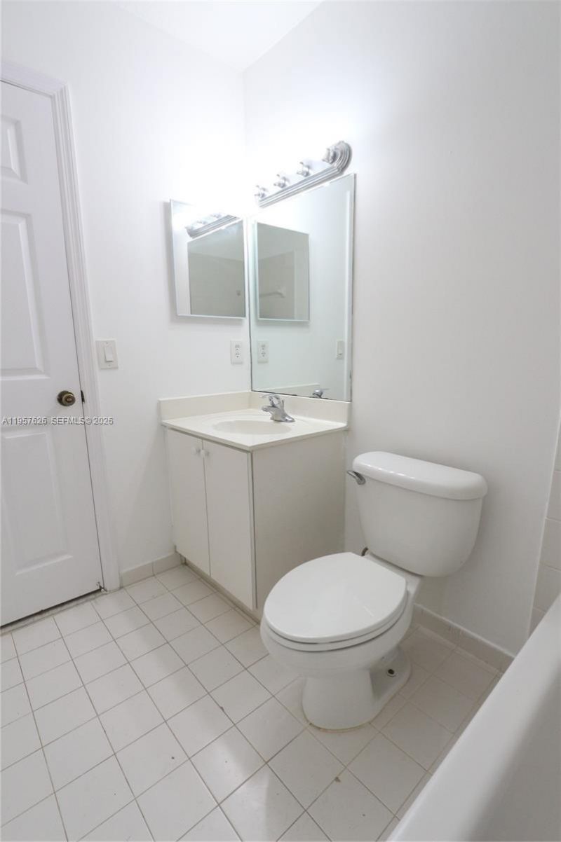 22901 SW 88th Pl, Unit 304, Cutler Bay, FL 33190 Photo