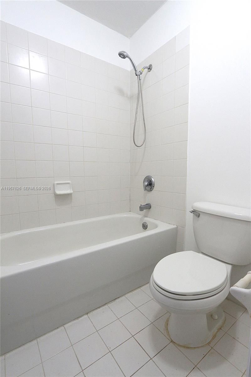 22901 SW 88th Pl, Unit 304, Cutler Bay, FL 33190 Photo