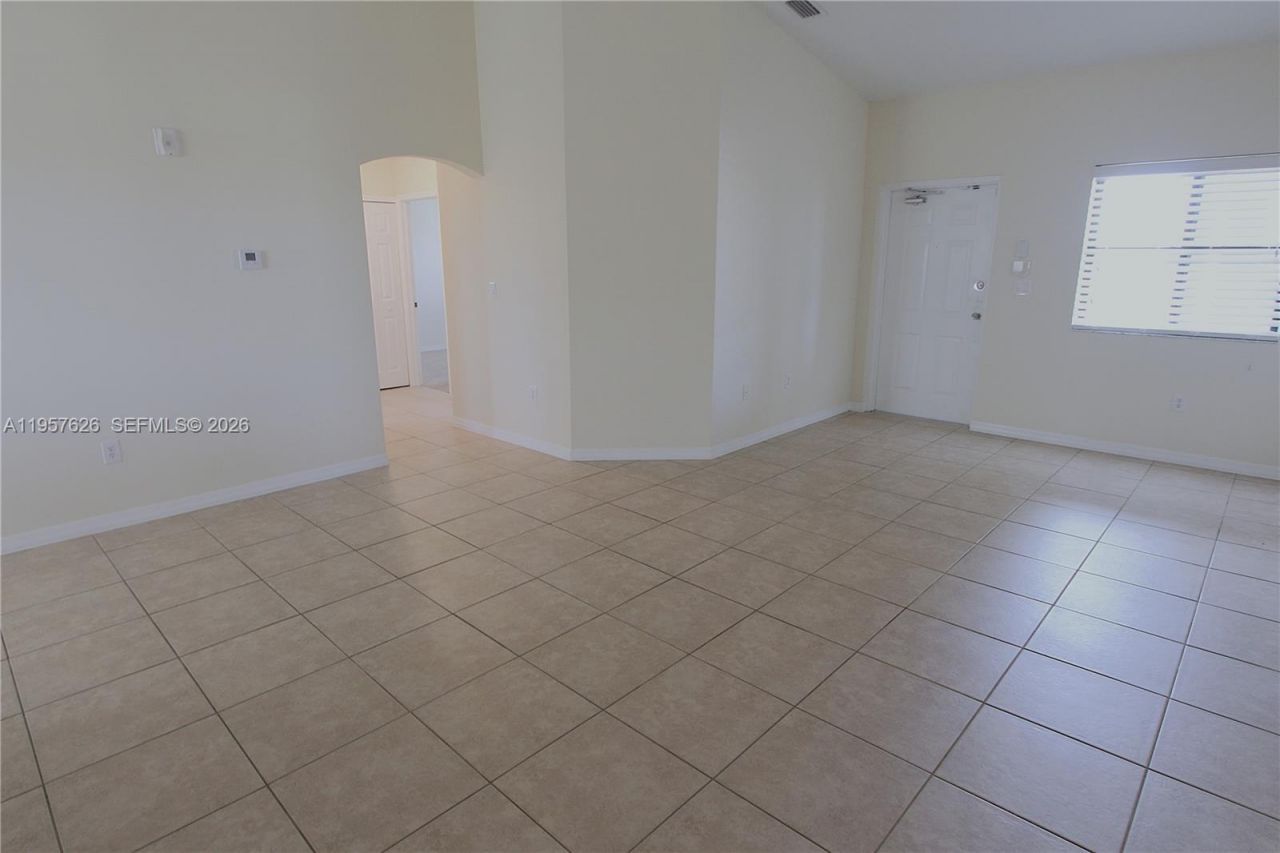22901 SW 88th Pl, Unit 304, Cutler Bay, FL 33190 Photo
