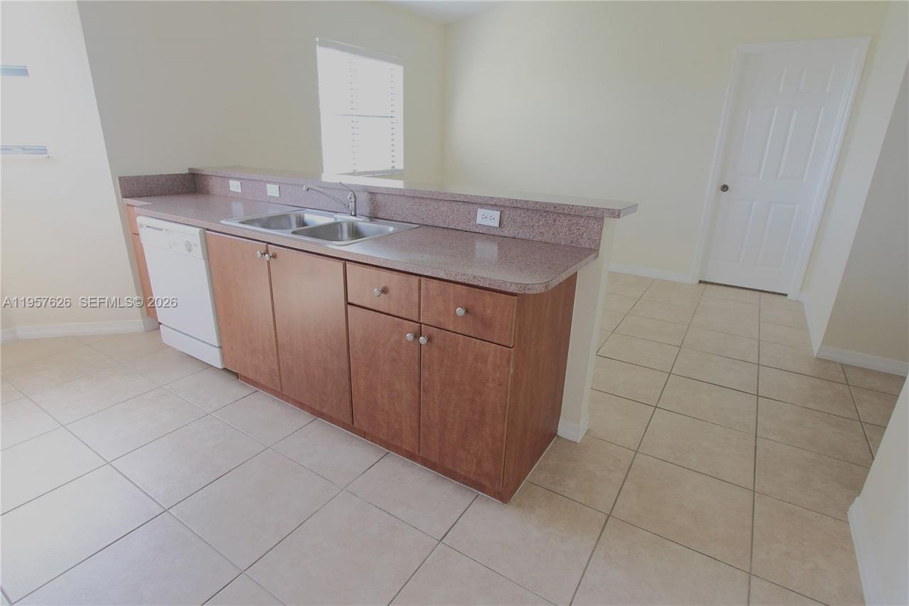 22901 SW 88th Pl, Unit 304, Cutler Bay, FL 33190 Photo