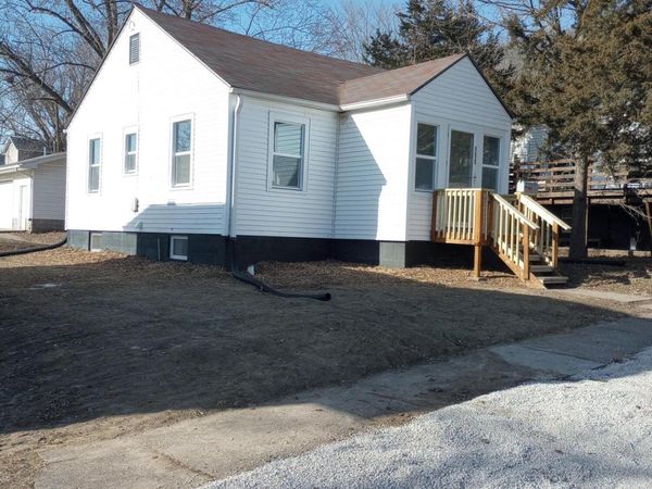 111 GILBERT ST, Muscatine, IA 52761