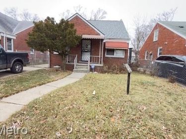 19219 Dean Street, Detroit, MI 48234