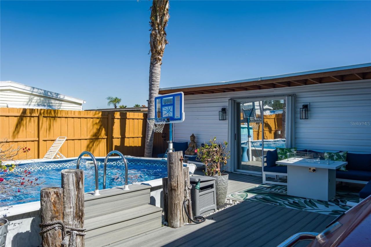 205 52nd Avenue Terrace E, Bradenton, FL 34203 Photo