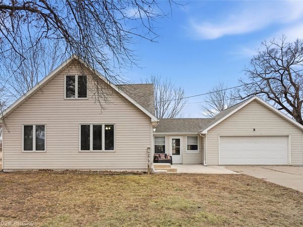 6598 SE 55th Street, Carlisle, IA 50047