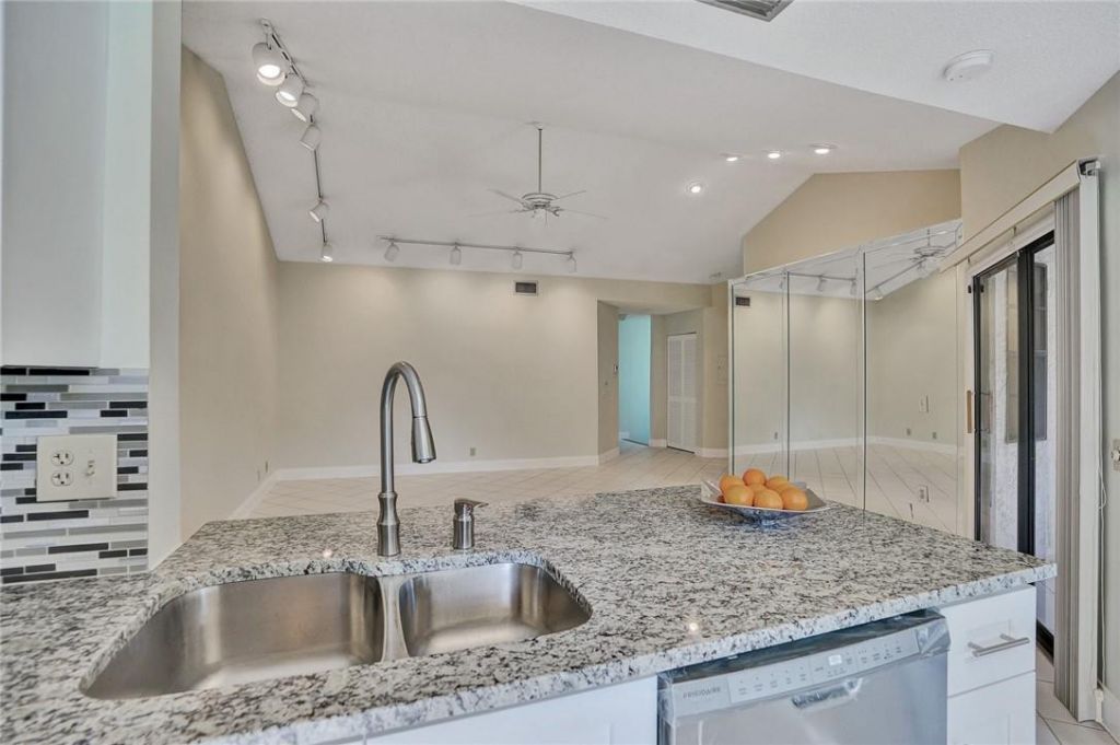 6698 Montego Bay Boulevard, Unit D, Boca Raton, FL 33433 Photo