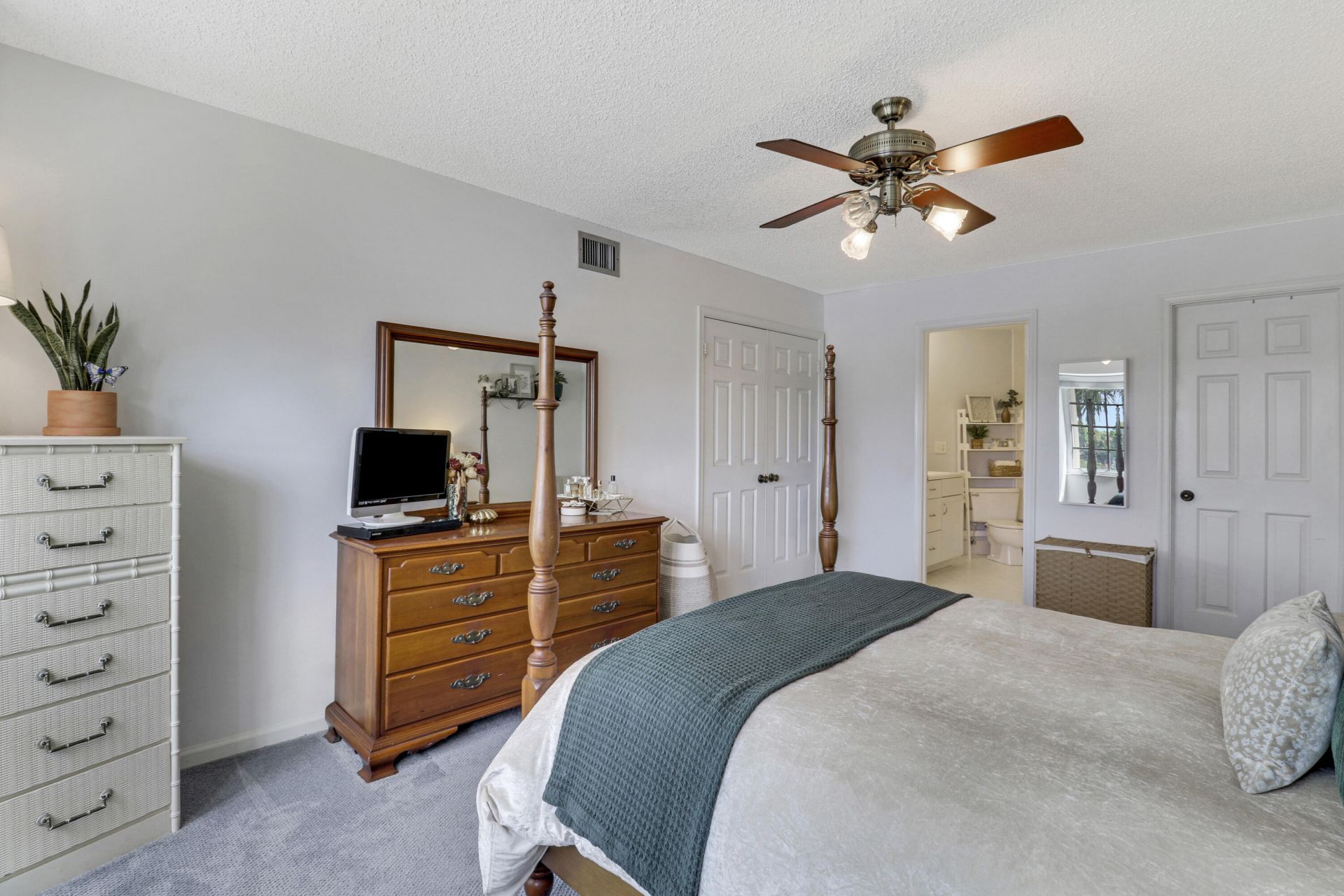 4280 Hazel Avenue, Unit B, Palm Beach Gardens, FL 33410 Photo