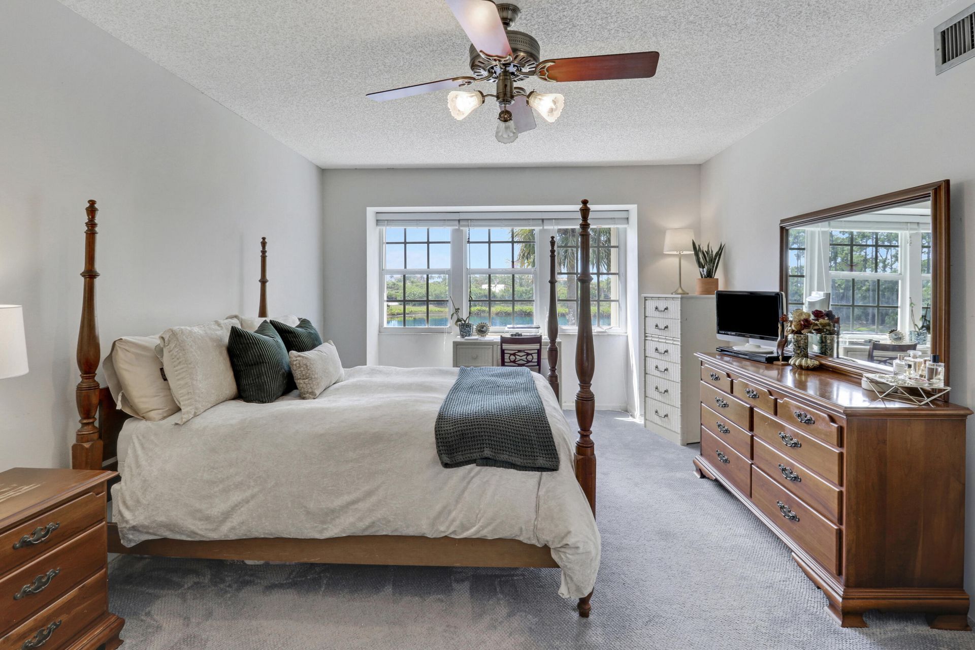 4280 Hazel Avenue, Unit B, Palm Beach Gardens, FL 33410 Photo