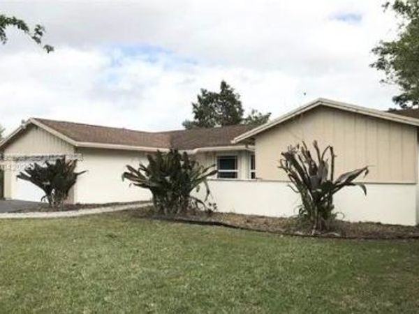 11031 SW 141st Ave, Miami, FL 33186