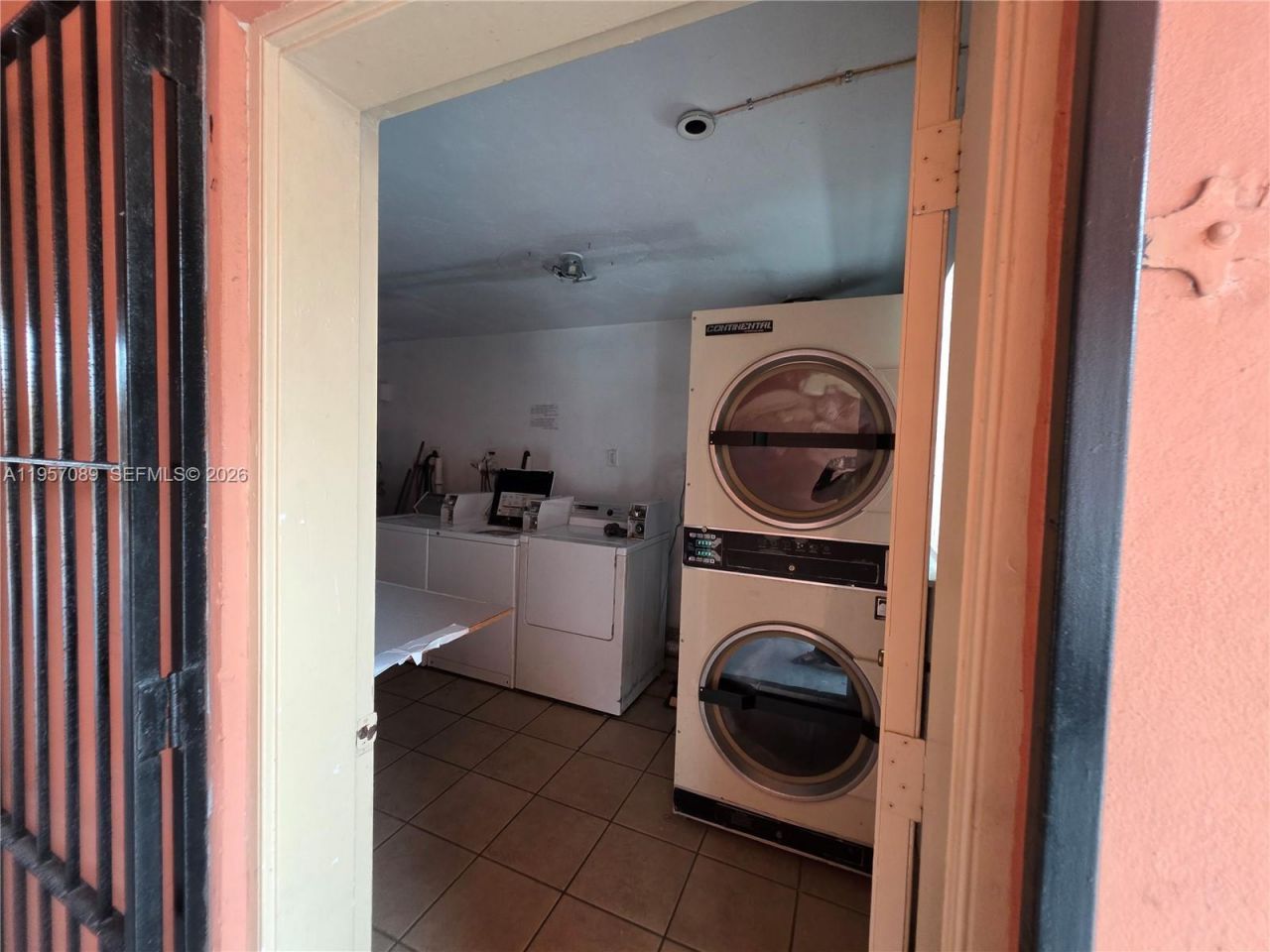 45 E 11th St, Unit 21, Hialeah, FL 33010 Photo